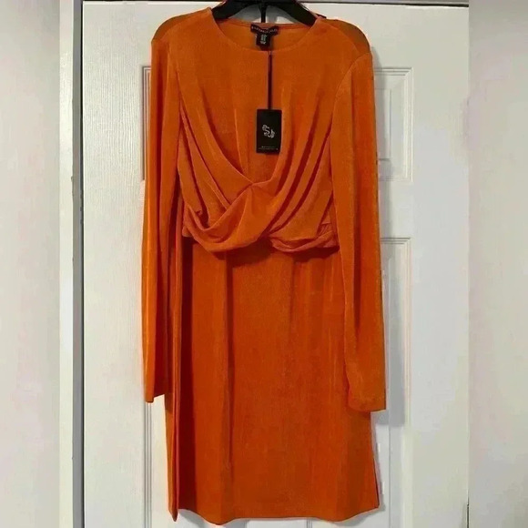 Sincerely Jules Top w/Skirt Outfit - Picture 2 of 9